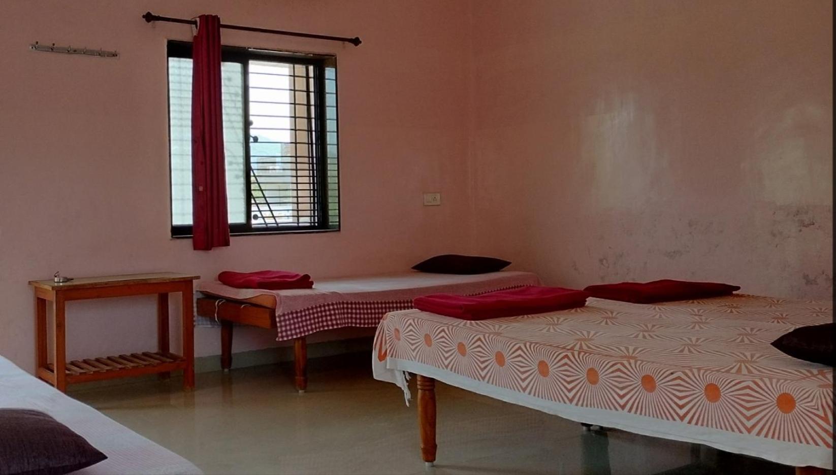 Shivam Residency Daire Ellora Oda fotoğraf
